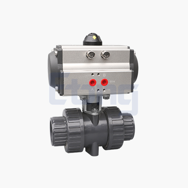 Pneumatic plastic ball valve